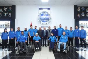 Başkanımız Tahir Büyükakın Kulübümüzü Ziyaret Etti