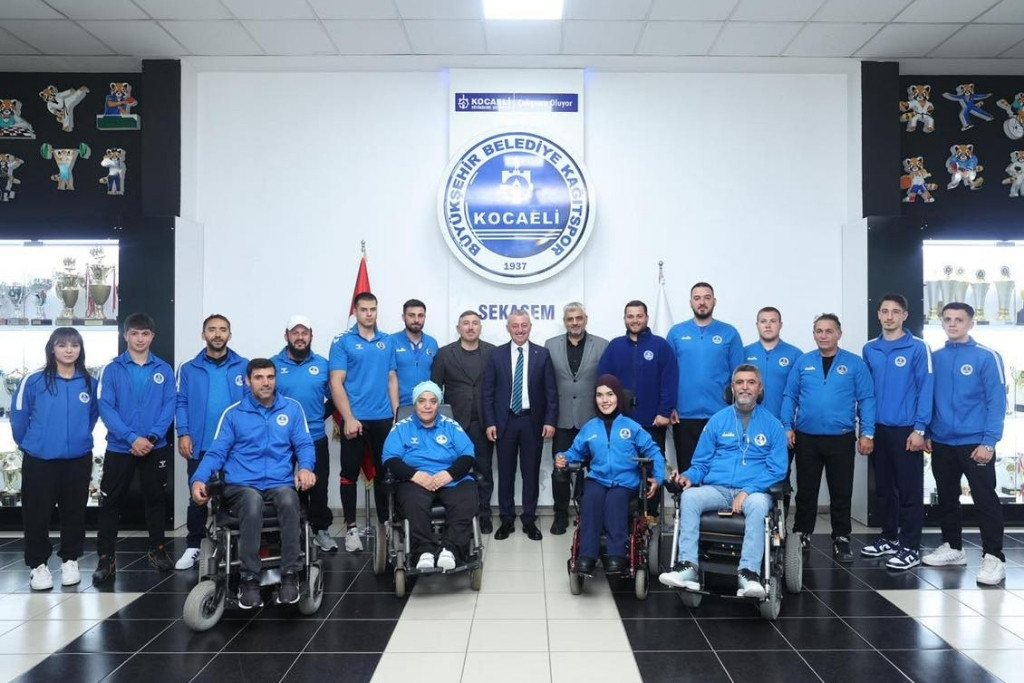 Başkanımız Tahir Büyükakın Kulübümüzü Ziyaret Etti